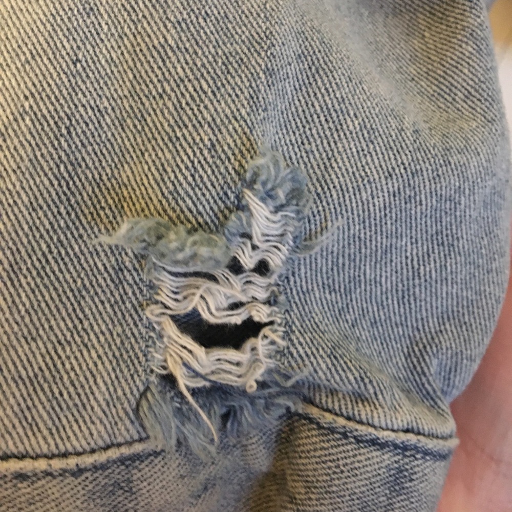 Light wash distressed denim jacket - Picture 2 of 2